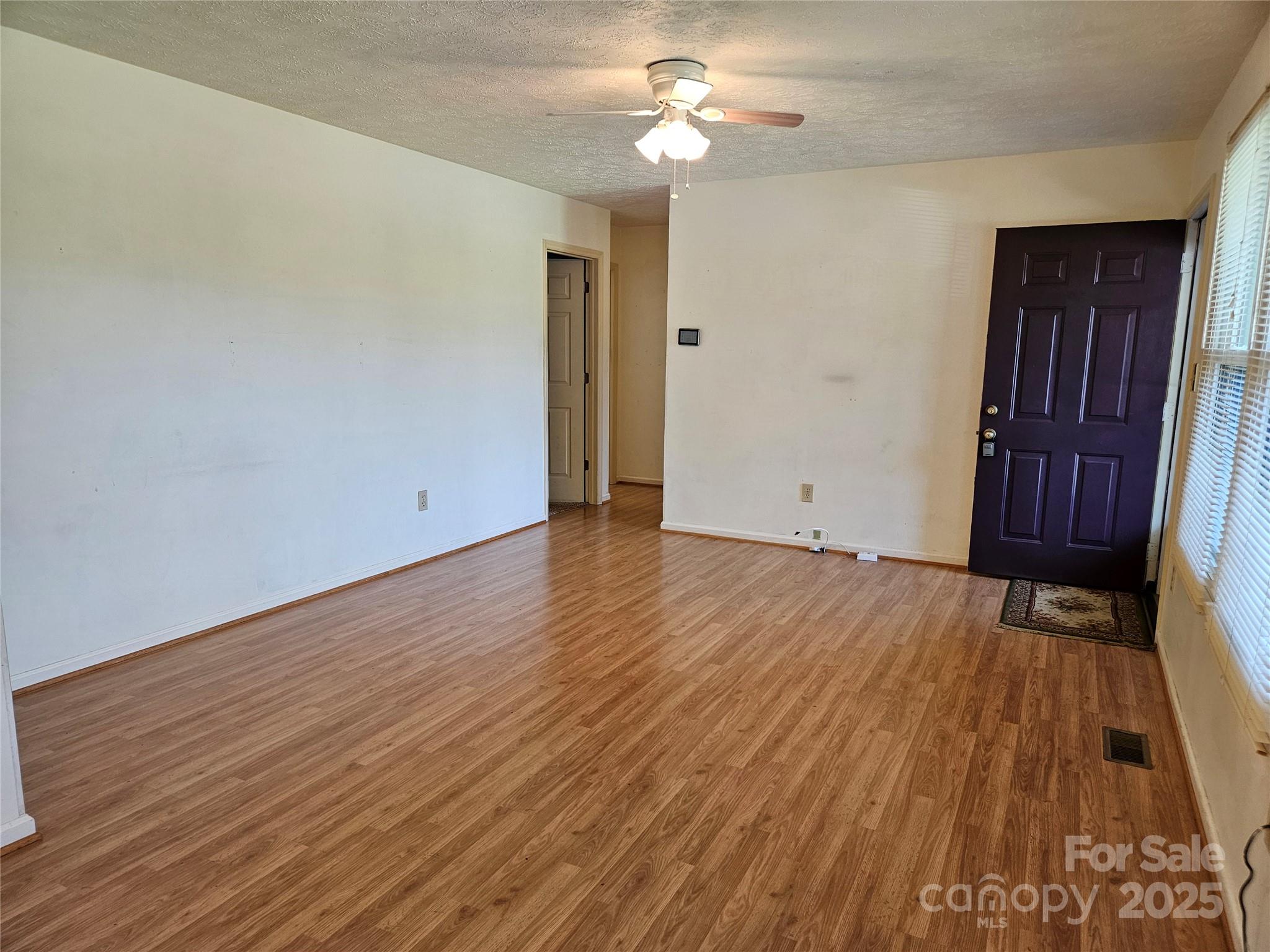 1982 Conley Road Morganton, NC 28655 - Photo 5 of 31 Gallery Image 5