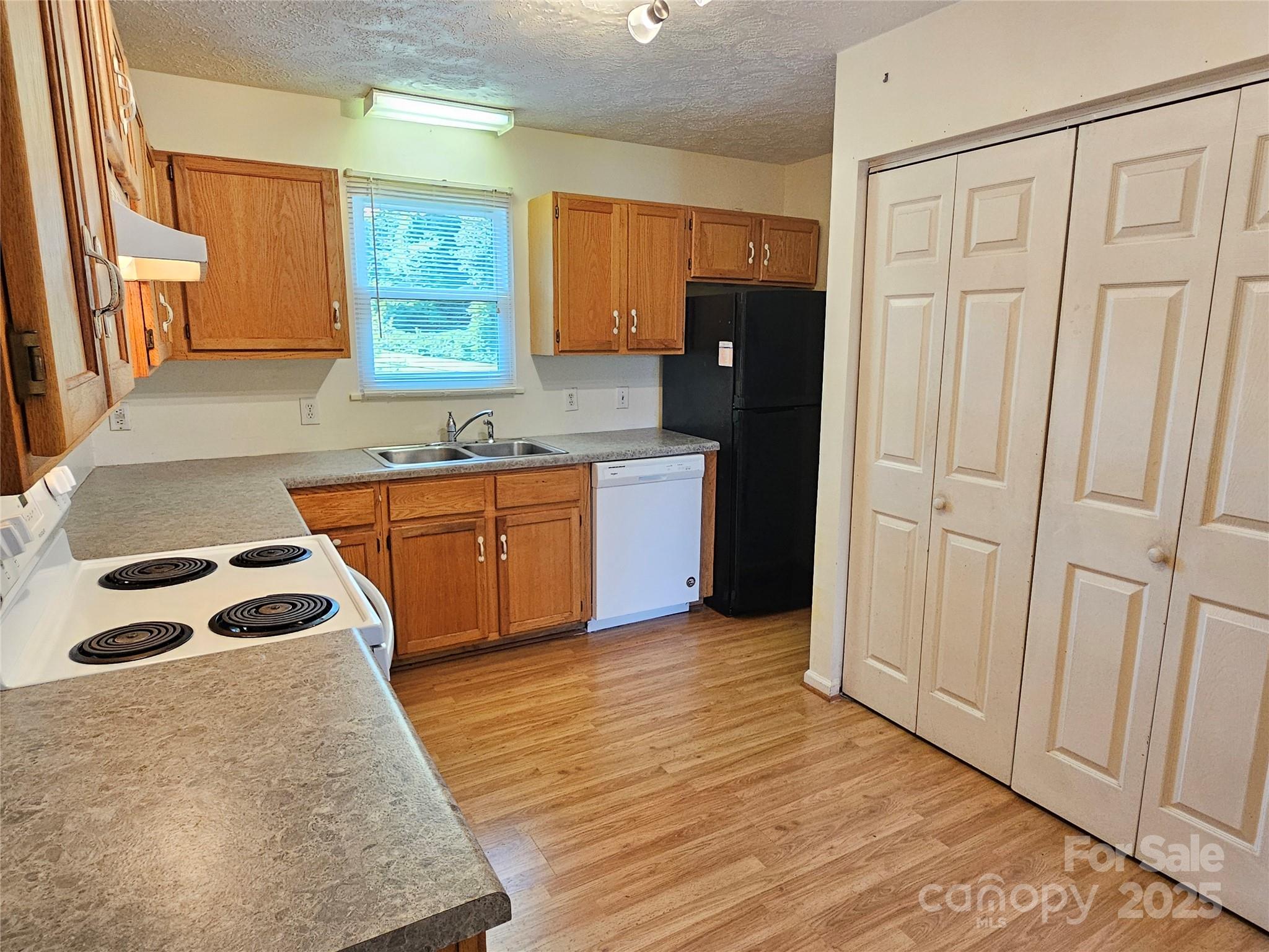 1982 Conley Road Morganton, NC 28655 - Photo 10 of 31 Gallery Image 10
