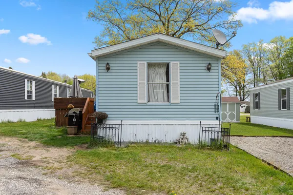 $45,000 | 10845 Percy Lane, Unit 33, Mecosta, MI 49332