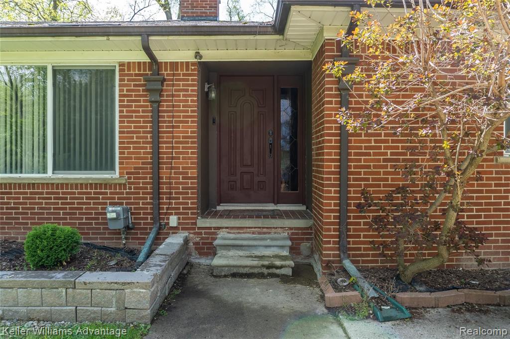 26073 Drake Road Farmington Hills, MI 48331 - Photo 35 of 39