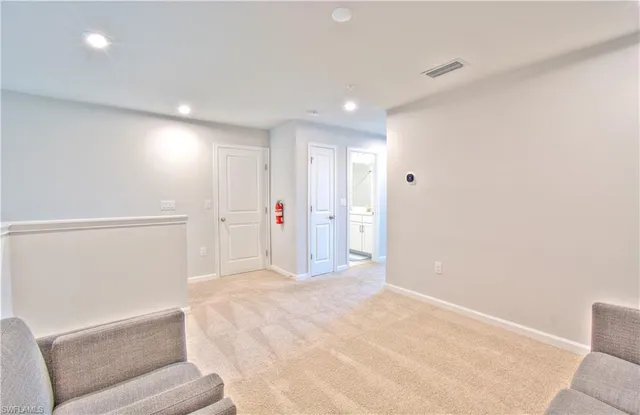 a view of livingroom with furniture