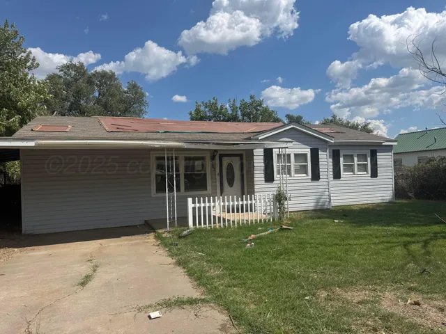 $72,900 | 303 South Hazelwood Street, Spearman, TX 79081