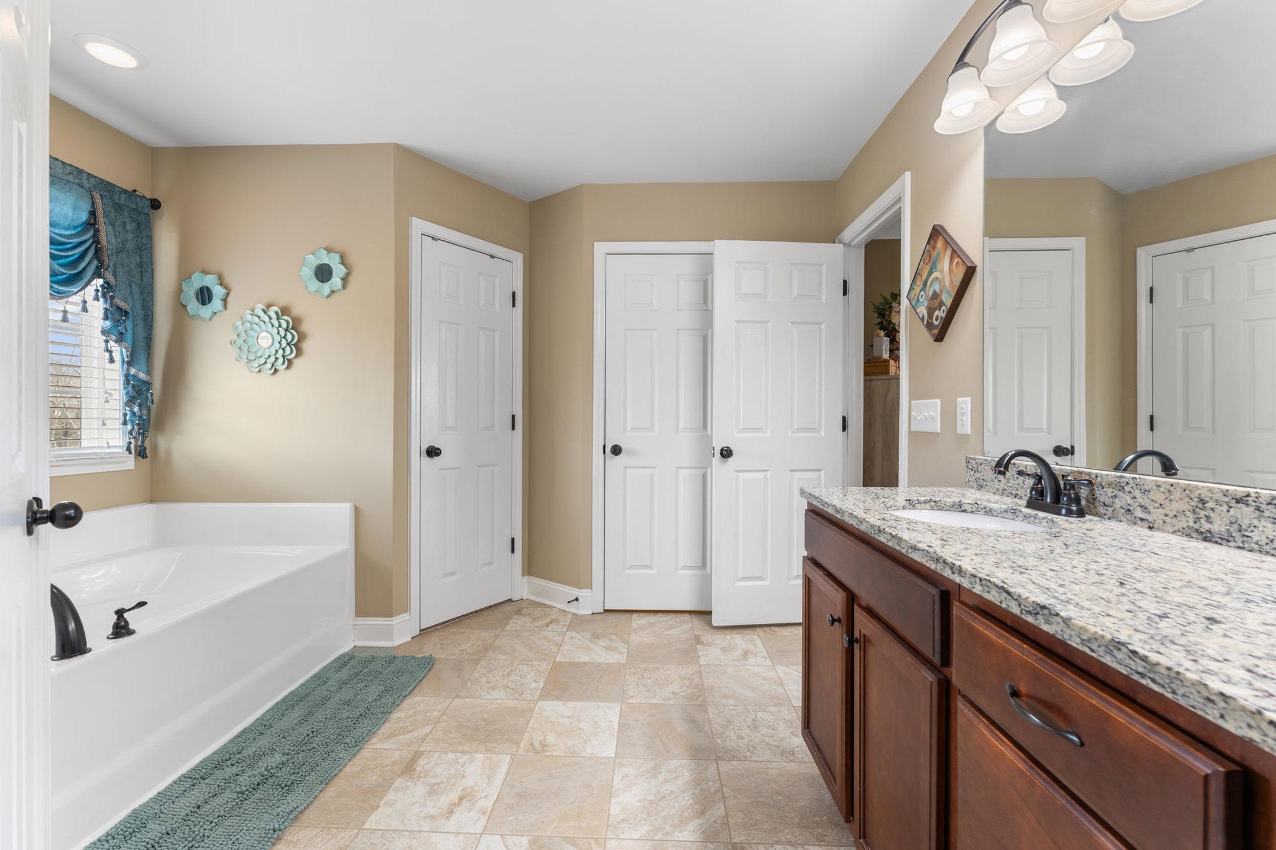 725 Allendale Road Woodruff, SC 29388 - Photo 20 of 33