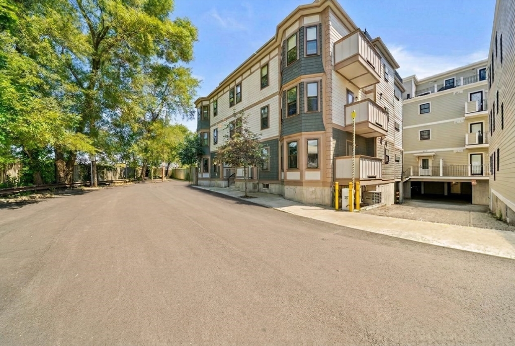 24 Rawson Street, Unit 2 Boston, MA 02125 - Photo 19 of 21