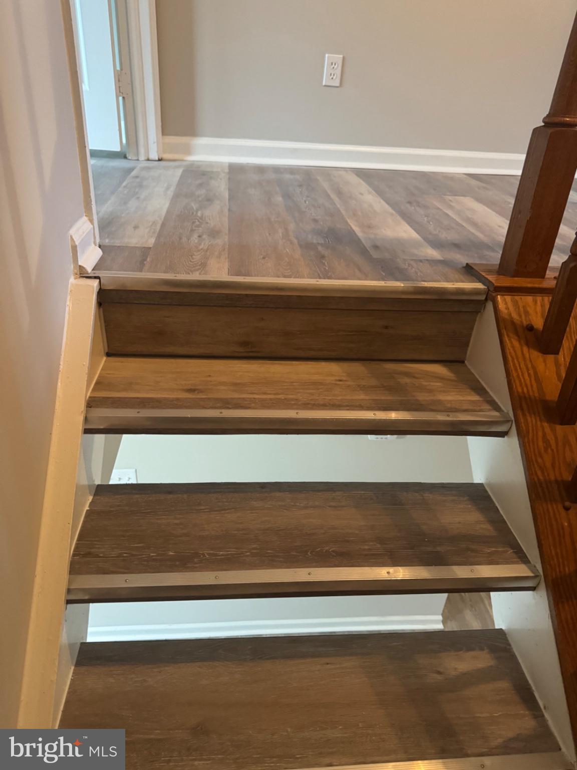 10630 Winfield Loop Manassas, VA 20109 - Photo 16 of 44 Inviting staircase to new beginnings.