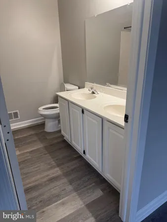 $2,690 | 10630 Winfield Loop, Manassas, VA 20109