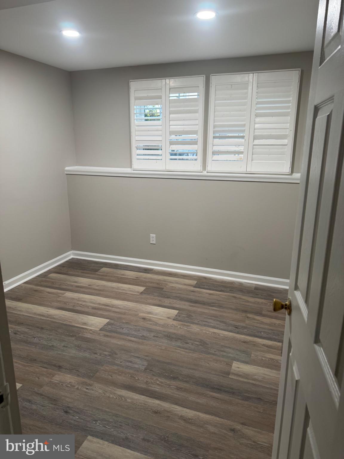 10630 Winfield Loop Manassas, VA 20109 - Photo 41 of 44 Bright and airy versatile space.