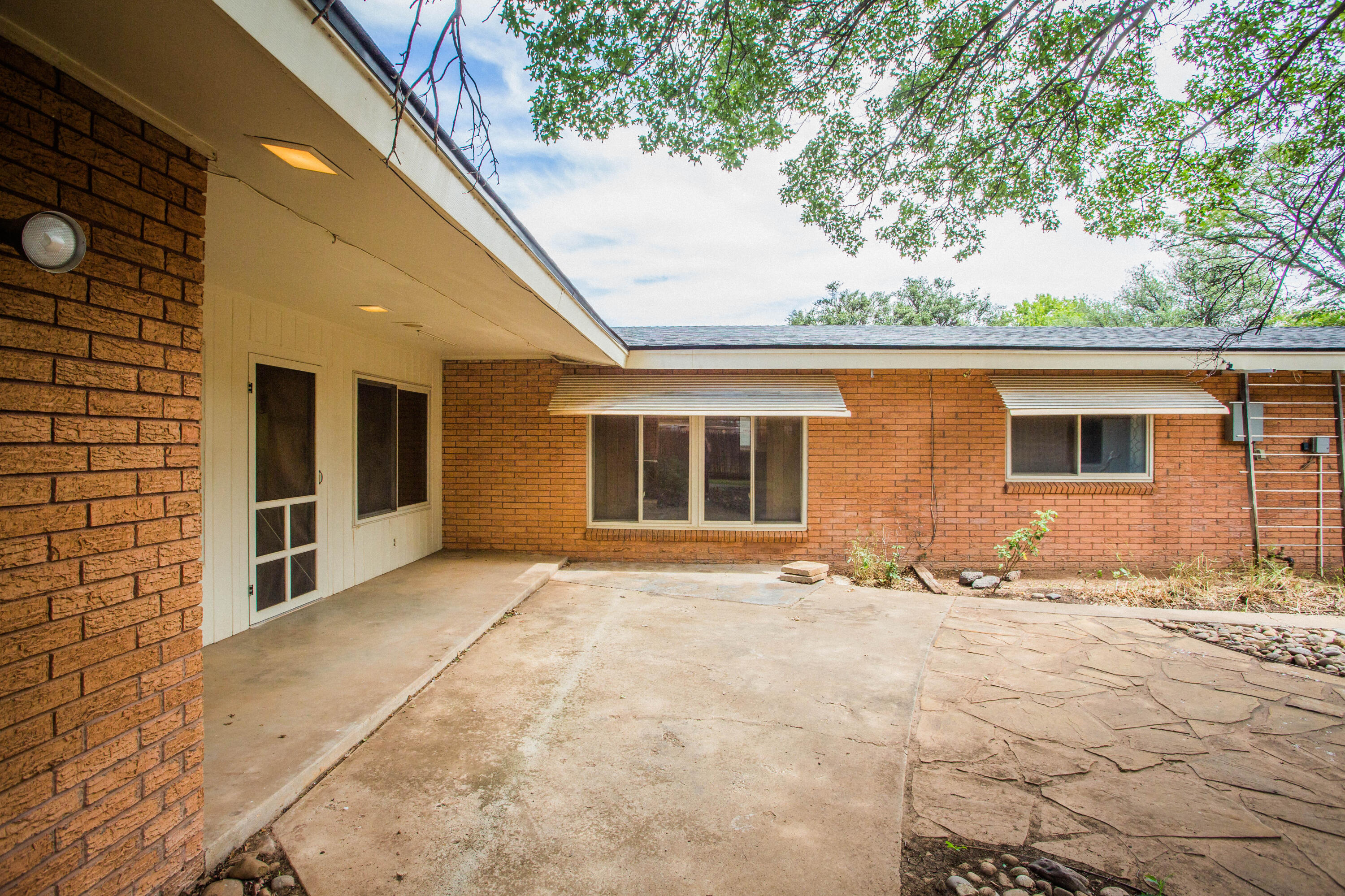 2313 58th Street Lubbock, TX 79412 - Photo 74 of 75 5V2A0177