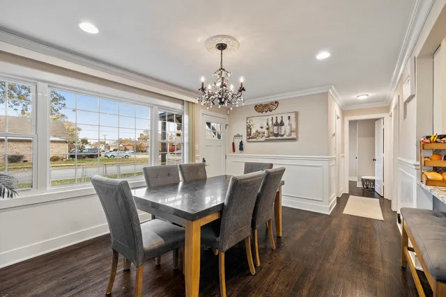 $3,000 | 8602 South Oak Park Avenue, Burbank, IL 60459