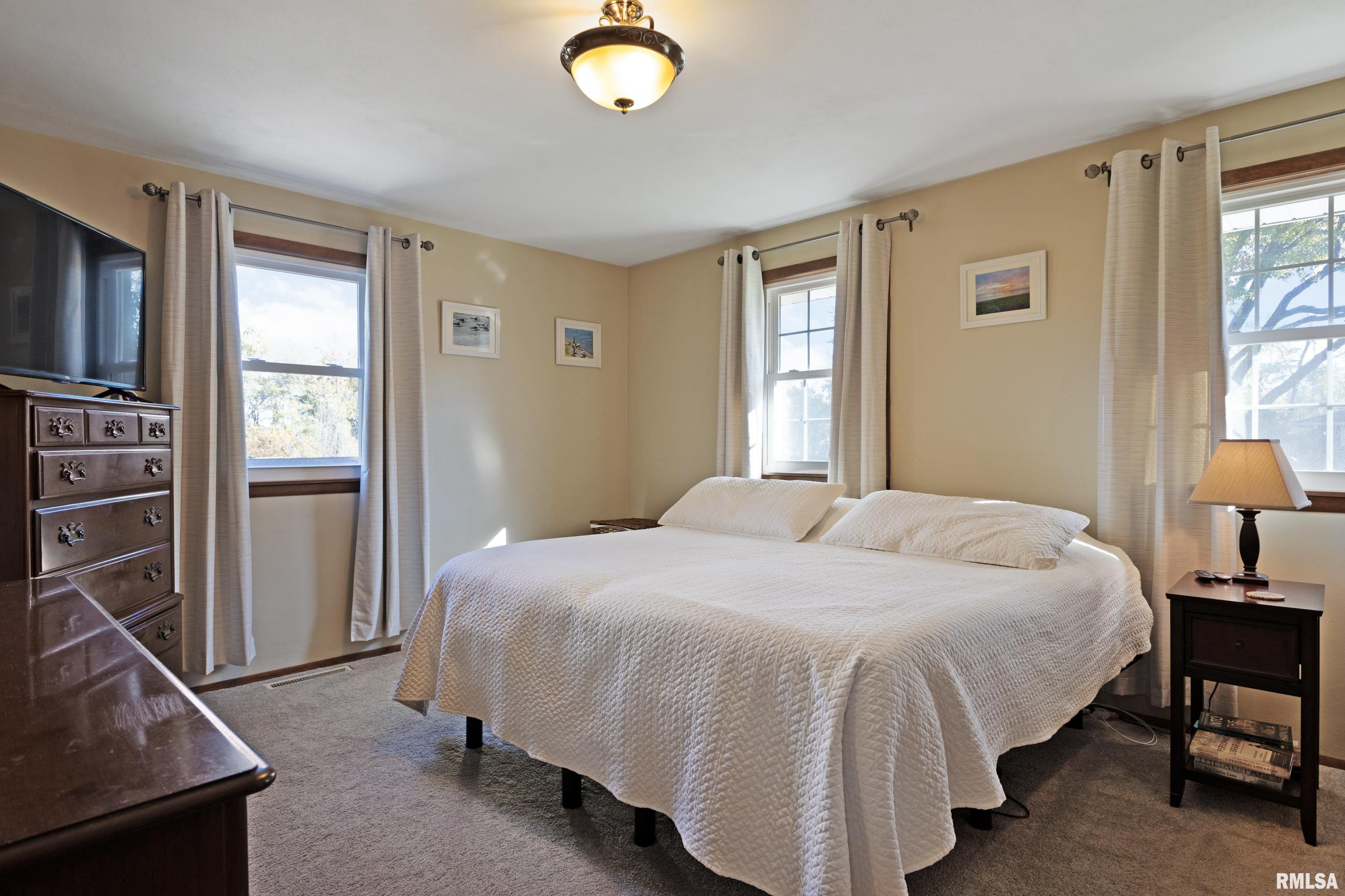 1021 Christopher Court Quincy, IL 62305 - Photo 19 of 30