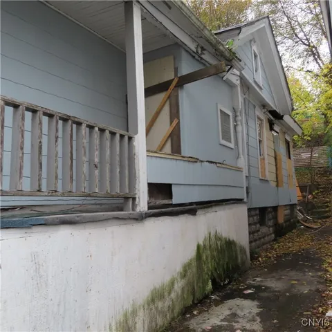 $39,000 | 220 Seward Street, Syracuse, NY 13203