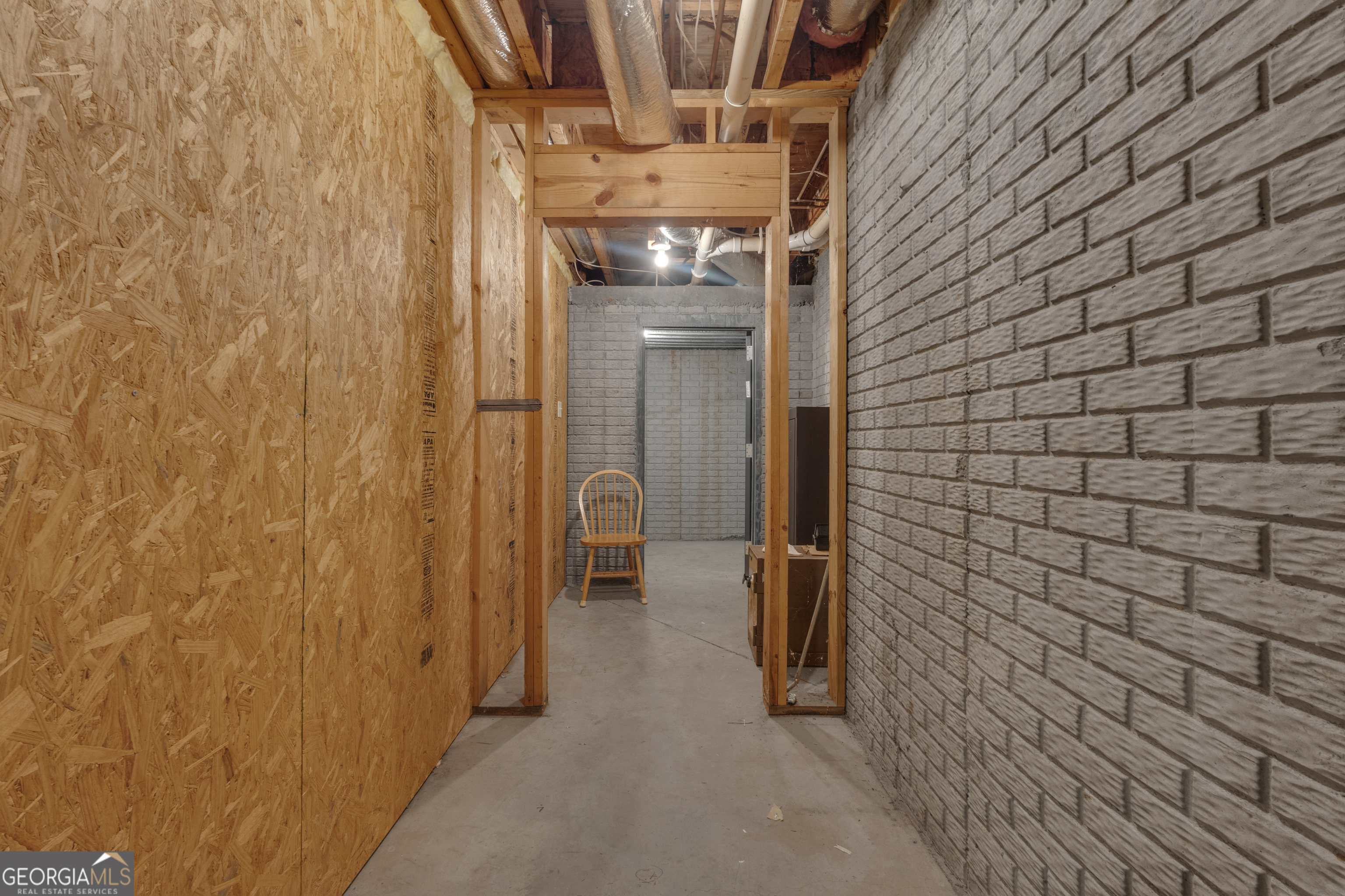 155 Rising Star Road Fayetteville, GA 30215 - Photo 67 of 89 a view of a livingroom with wooden floor