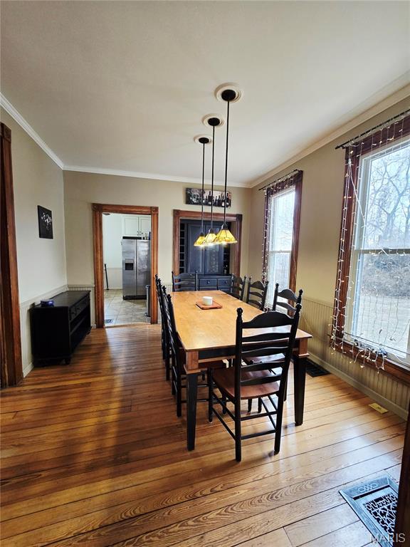 437 East 4th Street Alton, IL 62002 - Photo 5 of 16