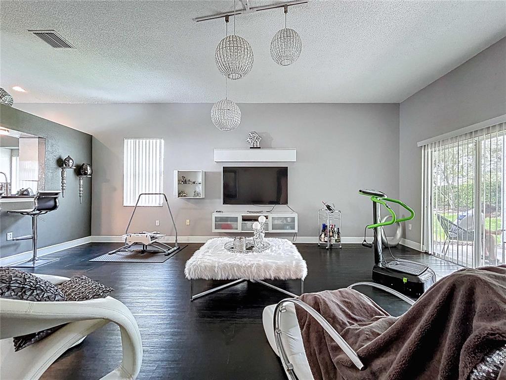 19217 Sea Mist Lane Lutz, FL 33558 - Photo 36 of 94