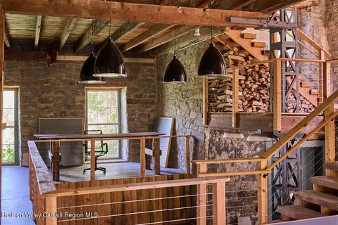 a view of entryway with a front door