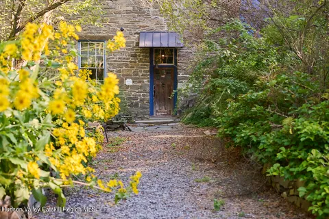 a view of outdoor space