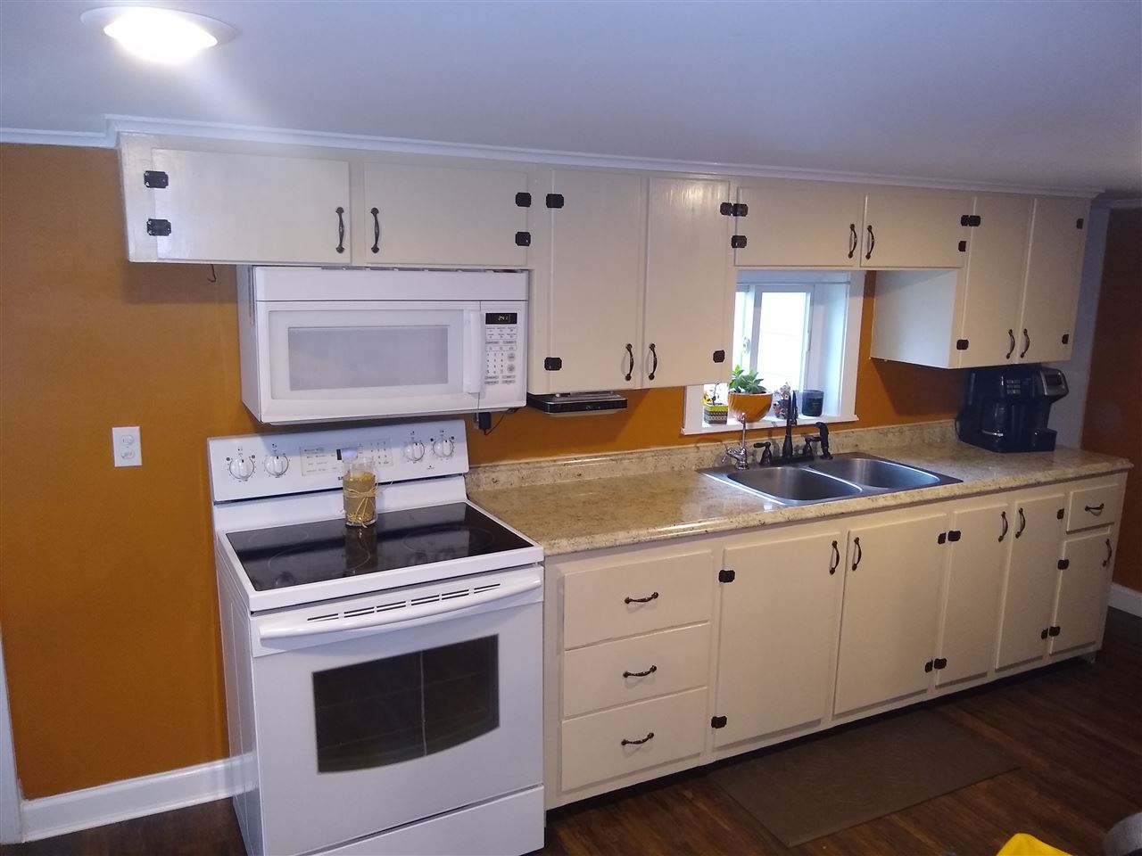 2267 Vandecarr Road Owosso, MI 48867 - Photo 8 of 27