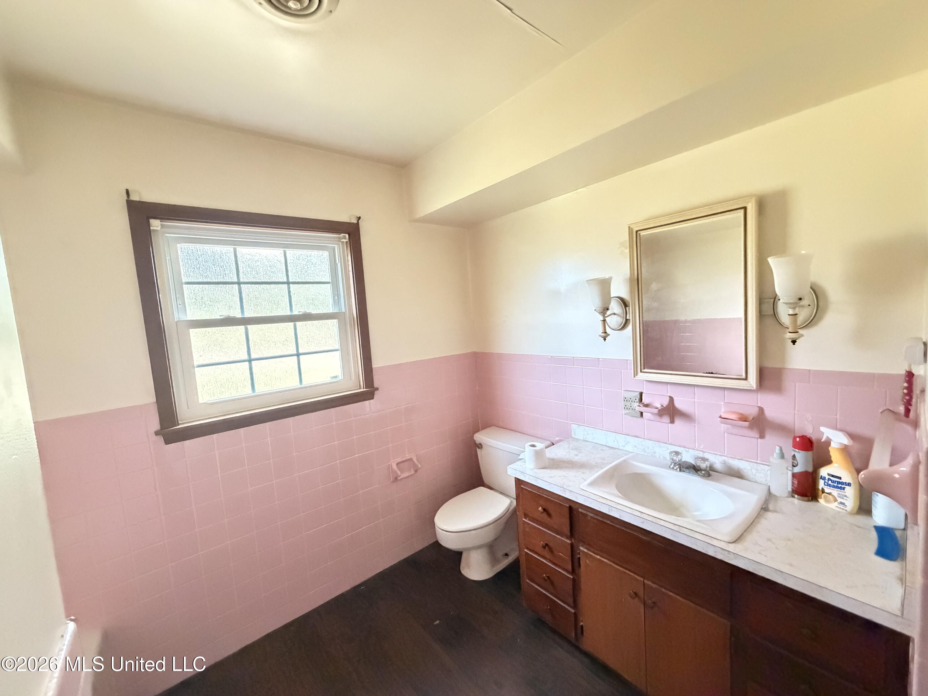 3010 Georgetown Street Hazlehurst, MS 39083 - Photo 12 of 21 IMG_2542