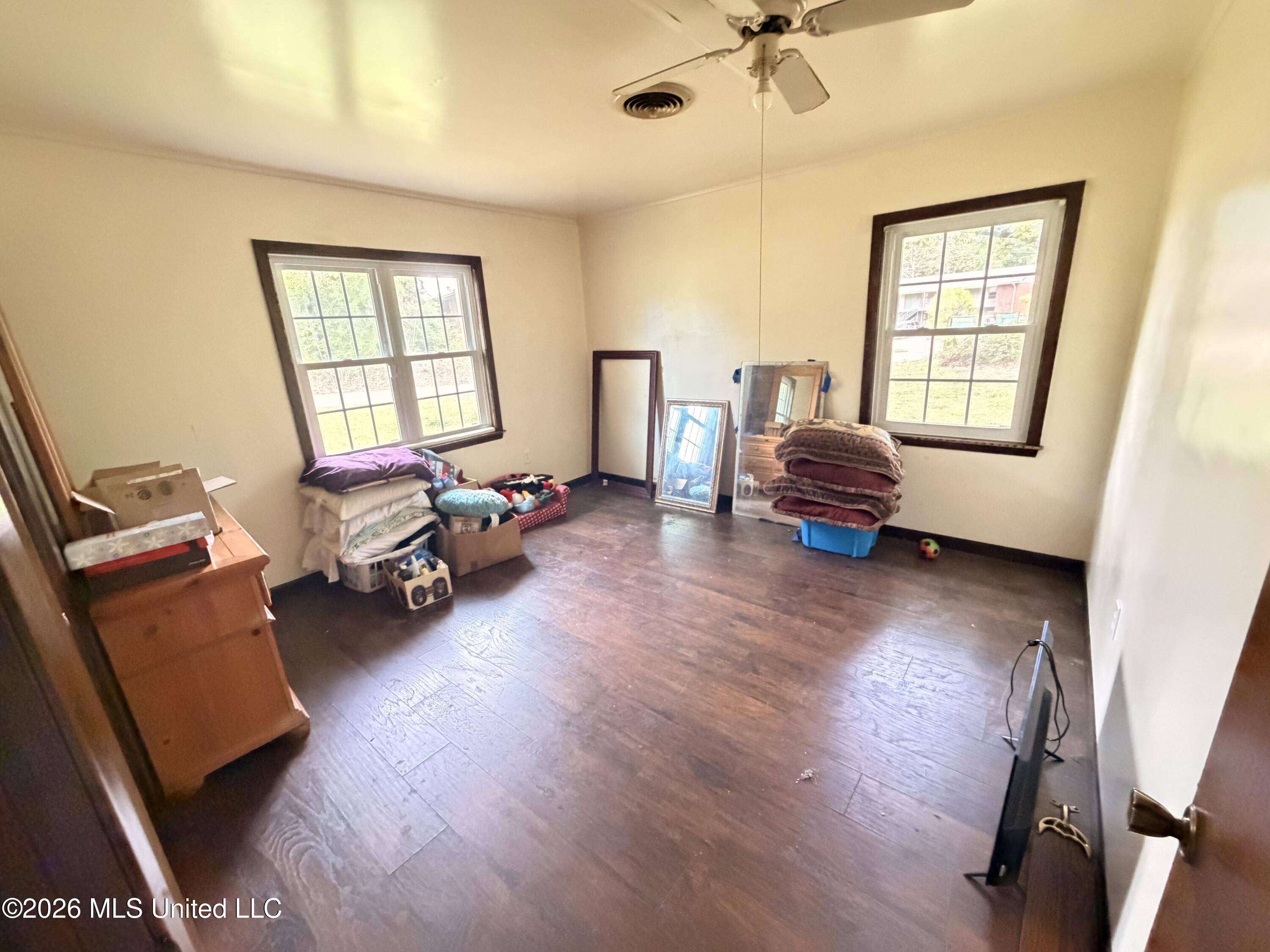 3010 Georgetown Street Hazlehurst, MS 39083 - Photo 8 of 20 IMG_2544
