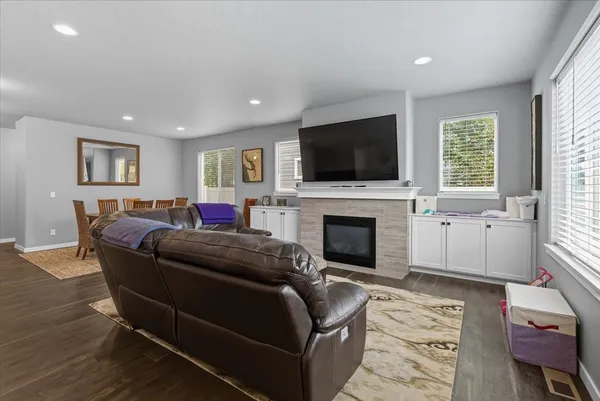 $749,900 | 24673 East Blue Ridge Avenue, Liberty Lake, WA 99019