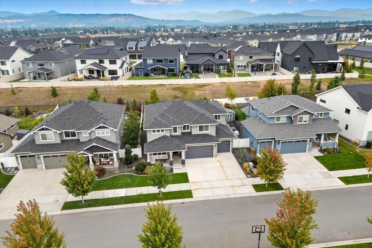 24673 East Blue Ridge Avenue Liberty Lake, WA 99019 - Photo 2 of 40