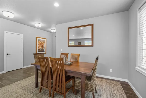 $749,900 | 24673 East Blue Ridge Avenue, Liberty Lake, WA 99019