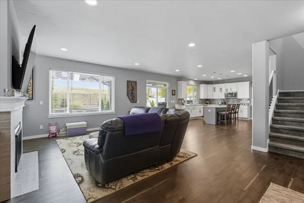 $749,900 | 24673 East Blue Ridge Avenue, Liberty Lake, WA 99019