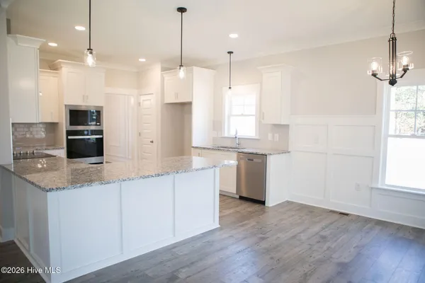 $482,900 | 115 Brisbayne Circle, La Grange, NC 28551