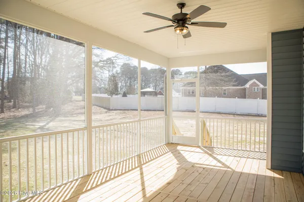 $482,900 | 115 Brisbayne Circle, La Grange, NC 28551