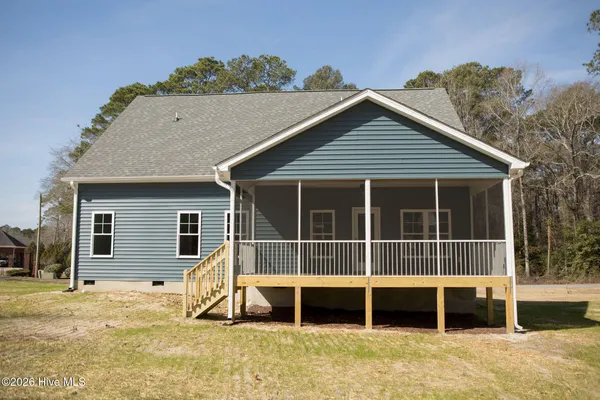 $482,900 | 115 Brisbayne Circle, La Grange, NC 28551