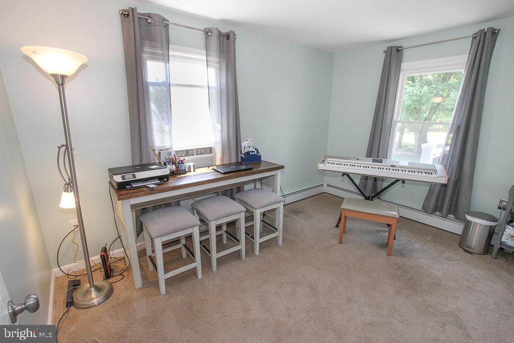 2267 Rhoads Road Pottstown, PA 19464 - Photo 12 of 31 Gallery Image 12