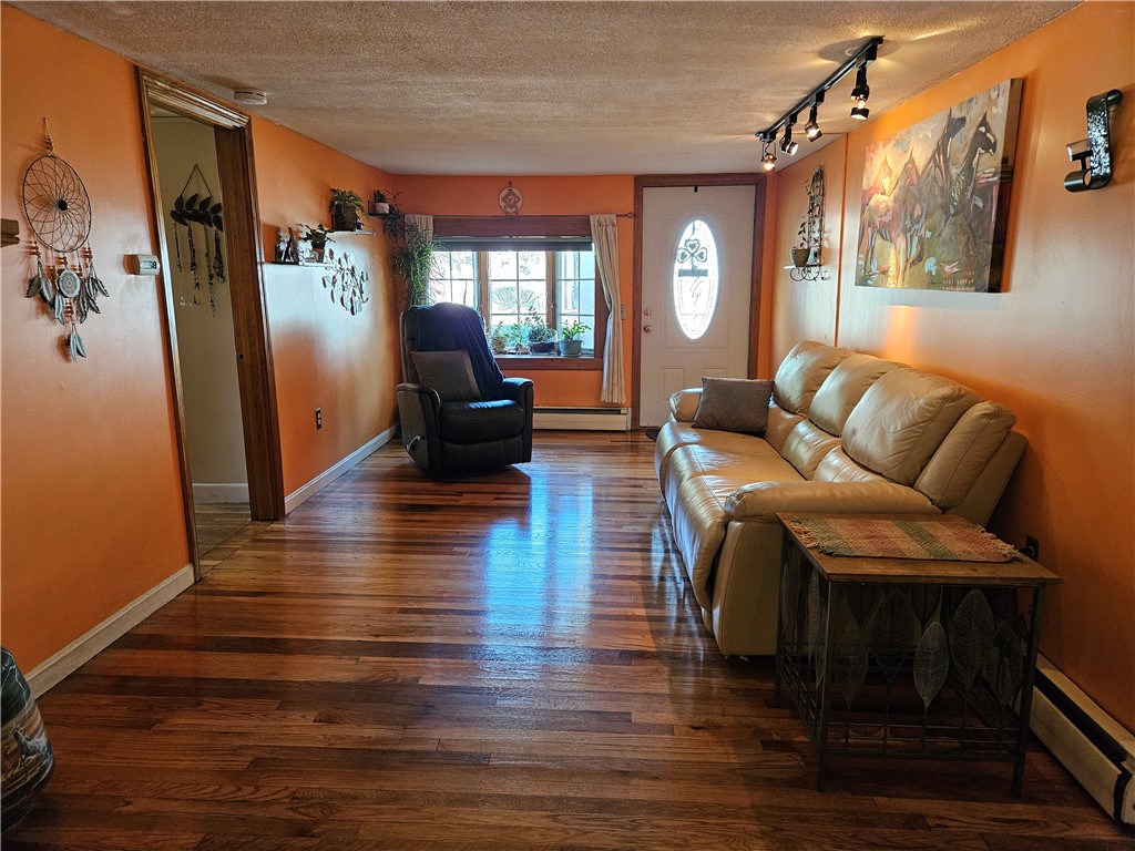 22 Riverside Avenue Johnston, RI 02919 - Photo 15 of 30 Gallery Image 15