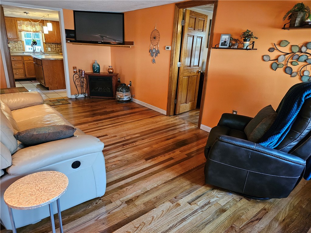 22 Riverside Avenue Johnston, RI 02919 - Photo 17 of 30 Gallery Image 17