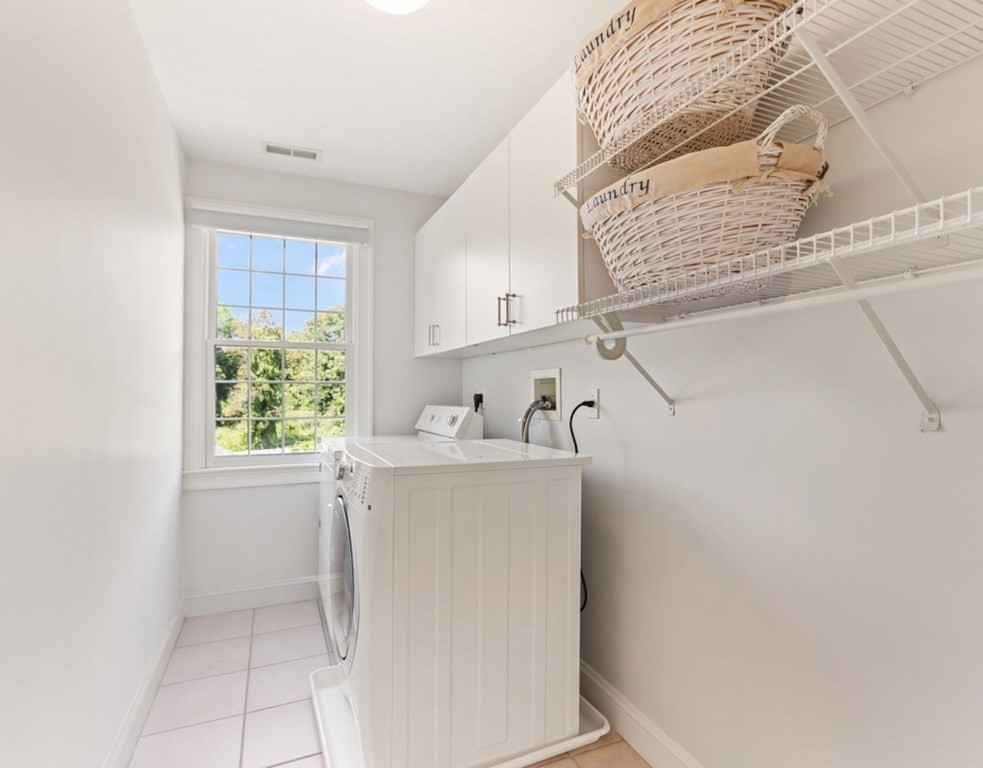 93 Raymond Road Sudbury, MA 01776 - Photo 32 of 42 Gallery Image 32