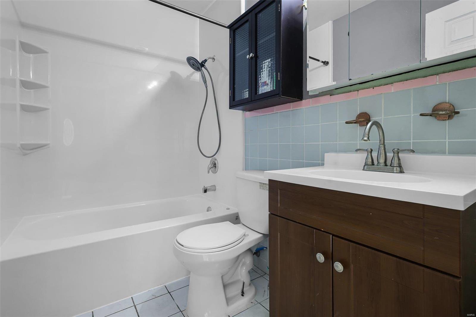 3513 Adie Road St. Ann, MO 63074 - Photo 14 of 27 Gallery Image 14