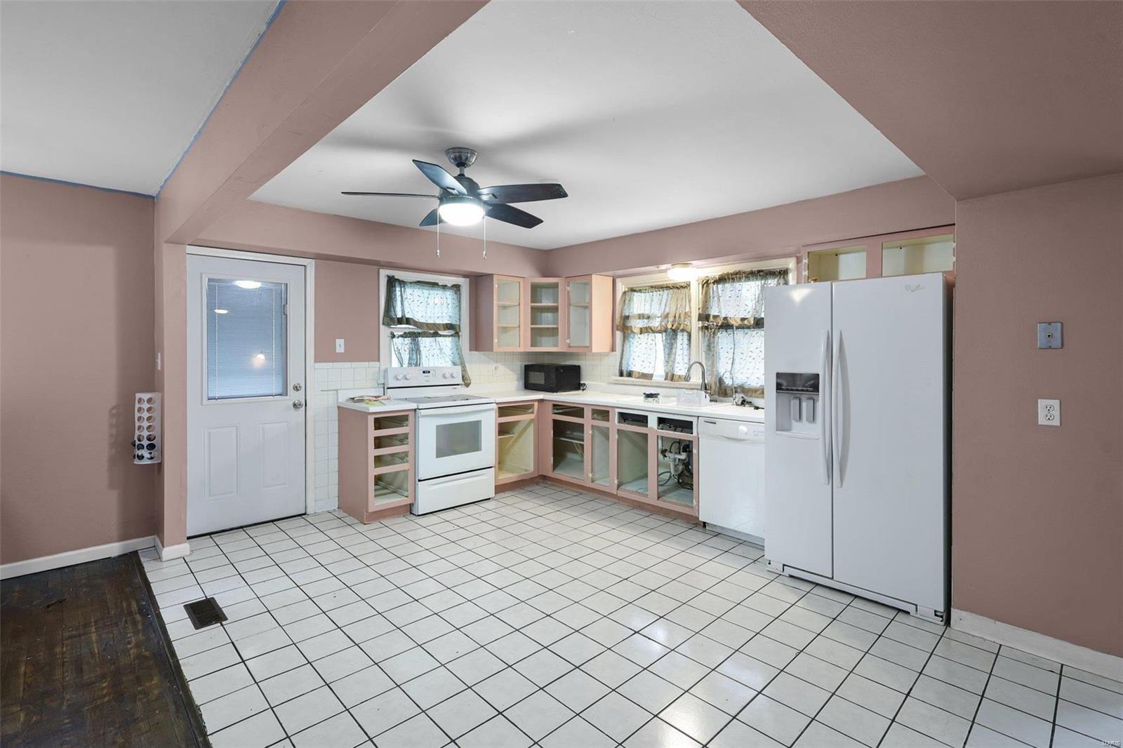 3513 Adie Road St. Ann, MO 63074 - Photo 7 of 27 Gallery Image 7