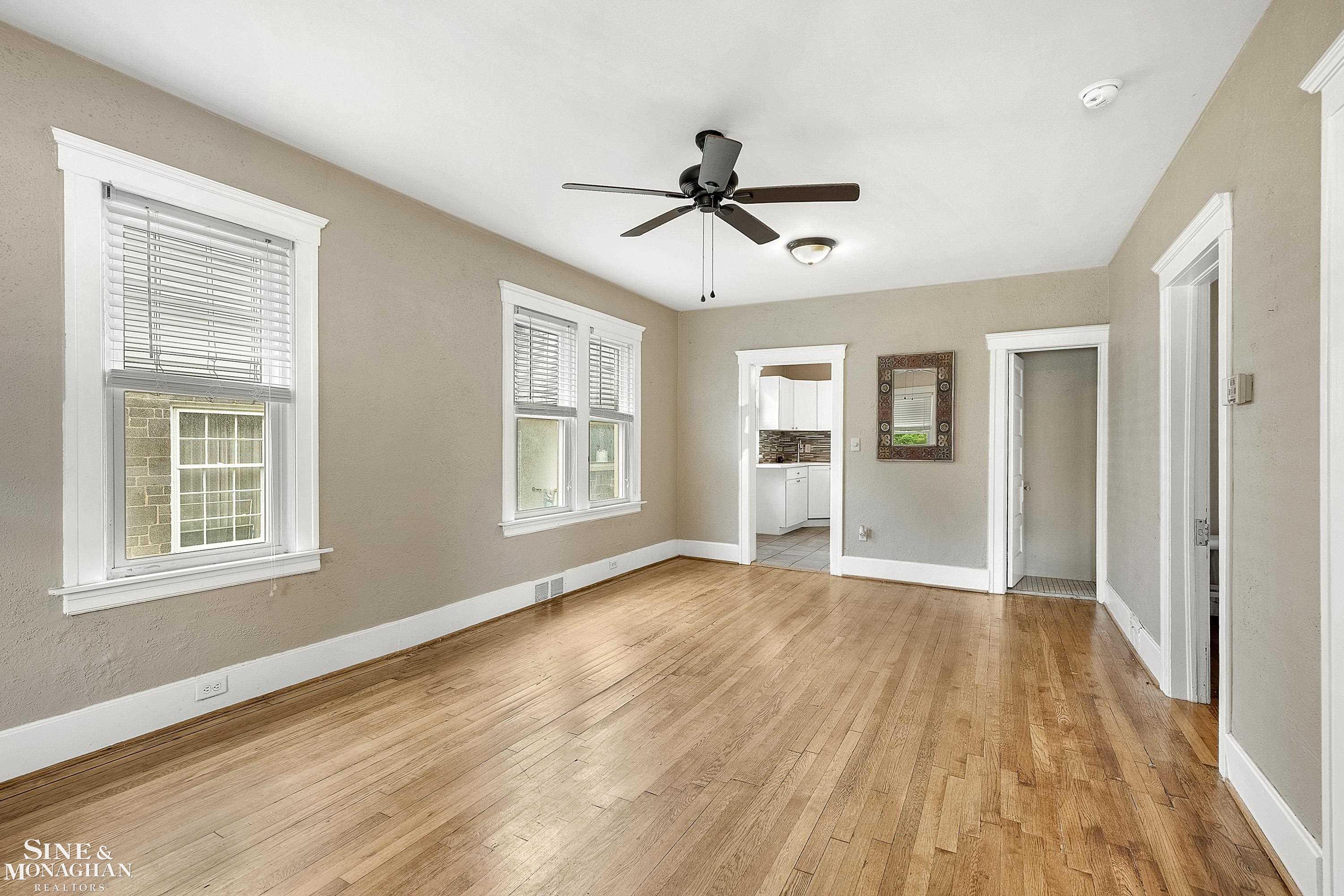 541 Neff Road Grosse Pointe, MI 48230 - Photo 3 of 19