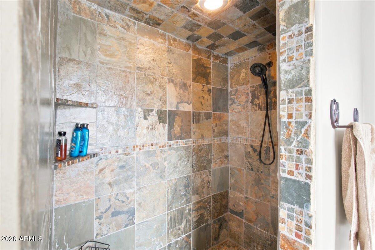 301 New Venture Road Clarkdale, AZ 86324 - Photo 19 of 29 15-Primary Shower
