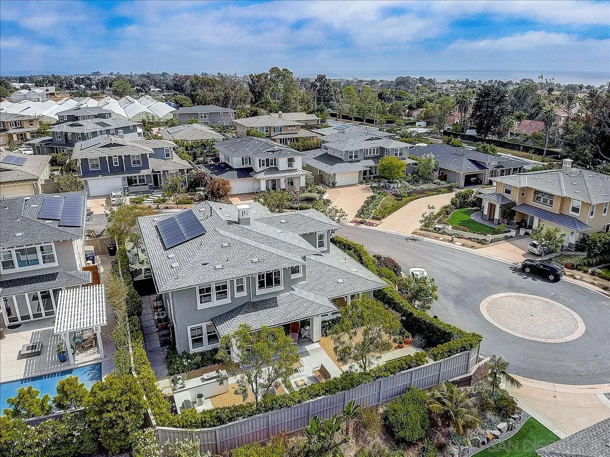656 Jocelyn Way Encinitas, CA 92024 - Photo 33 of 35 an aerial view of a house with a ocean view
