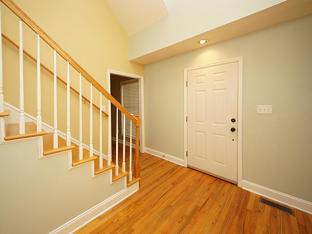 116 Pemberton Foyer 3