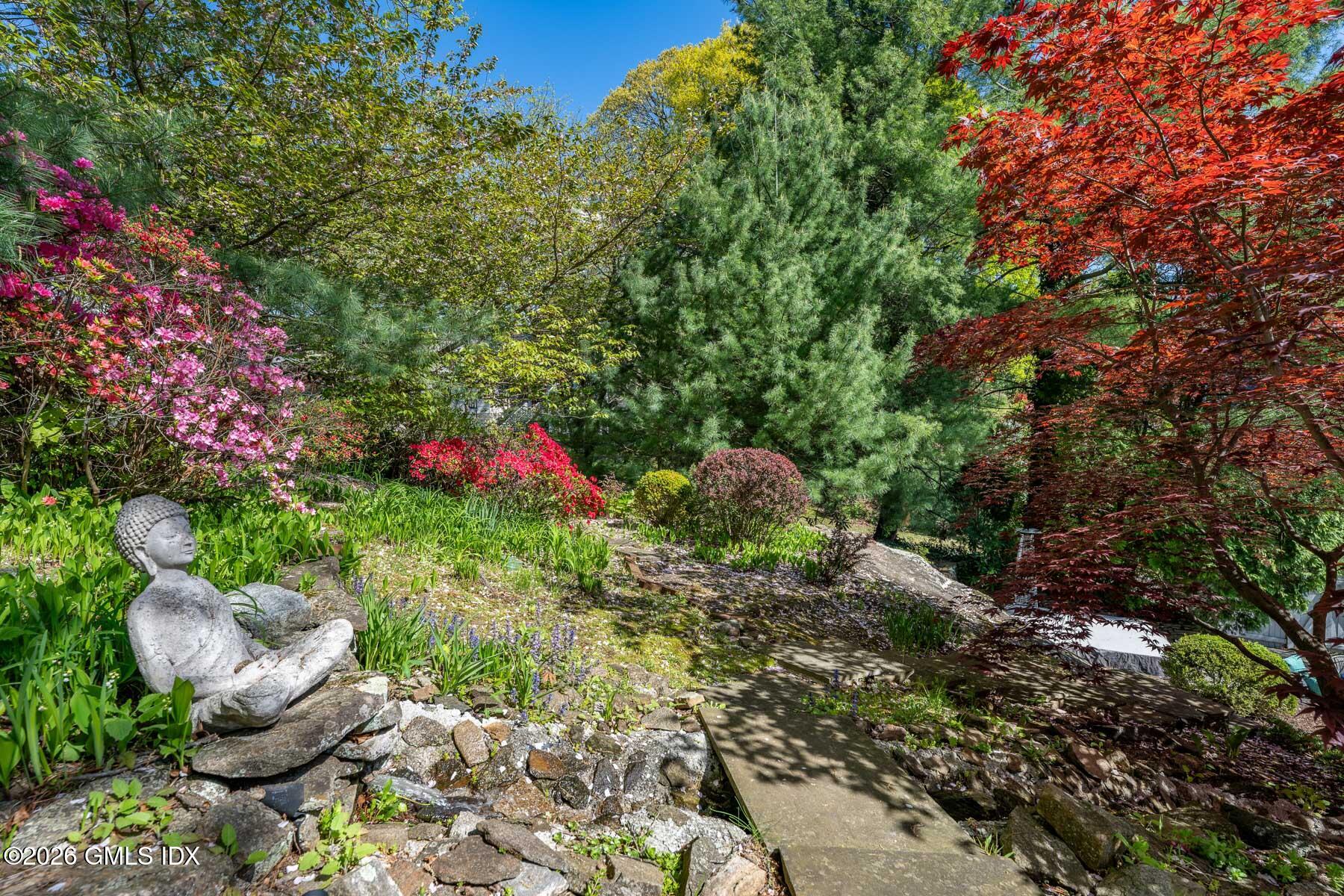51 Glen Road Greenwich, CT 06830 - Photo 17 of 38 51 Glen Rd EXT 17 - WEB