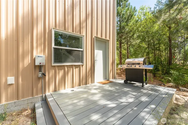 $495,000 | 13536 Entiat River Road, Entiat, WA 98822