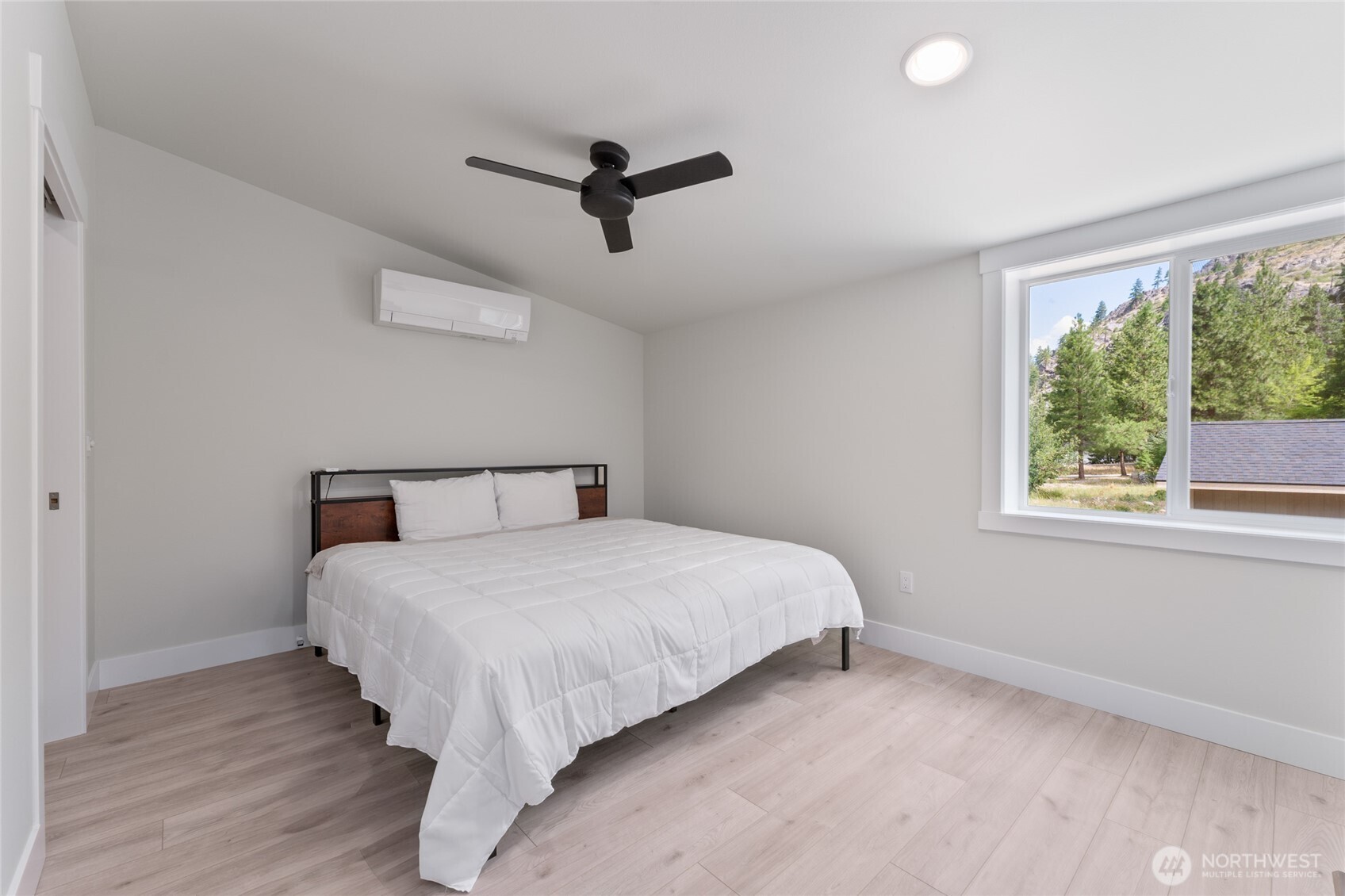 13536 Entiat River Road Entiat, WA 98822 - Photo 23 of 38