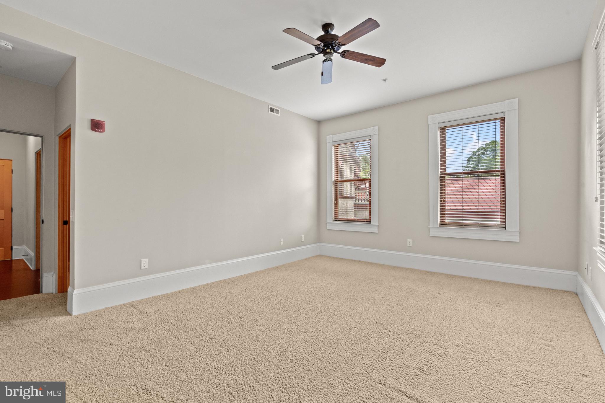 9610 Dewitt Drive, Unit SH203 Silver Spring, MD 20910 - Photo 11 of 21 Primary Bedroom