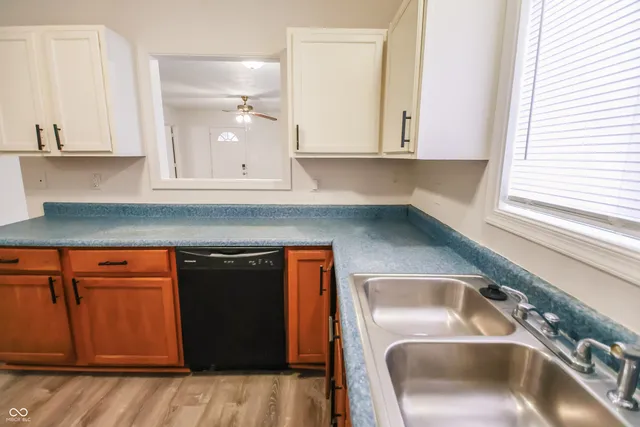 $160,000 | 1449 West 29th Street, Indianapolis, IN 46208