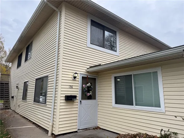 $1,700 | 136 Milrace Drive, East Rochester, NY 14625