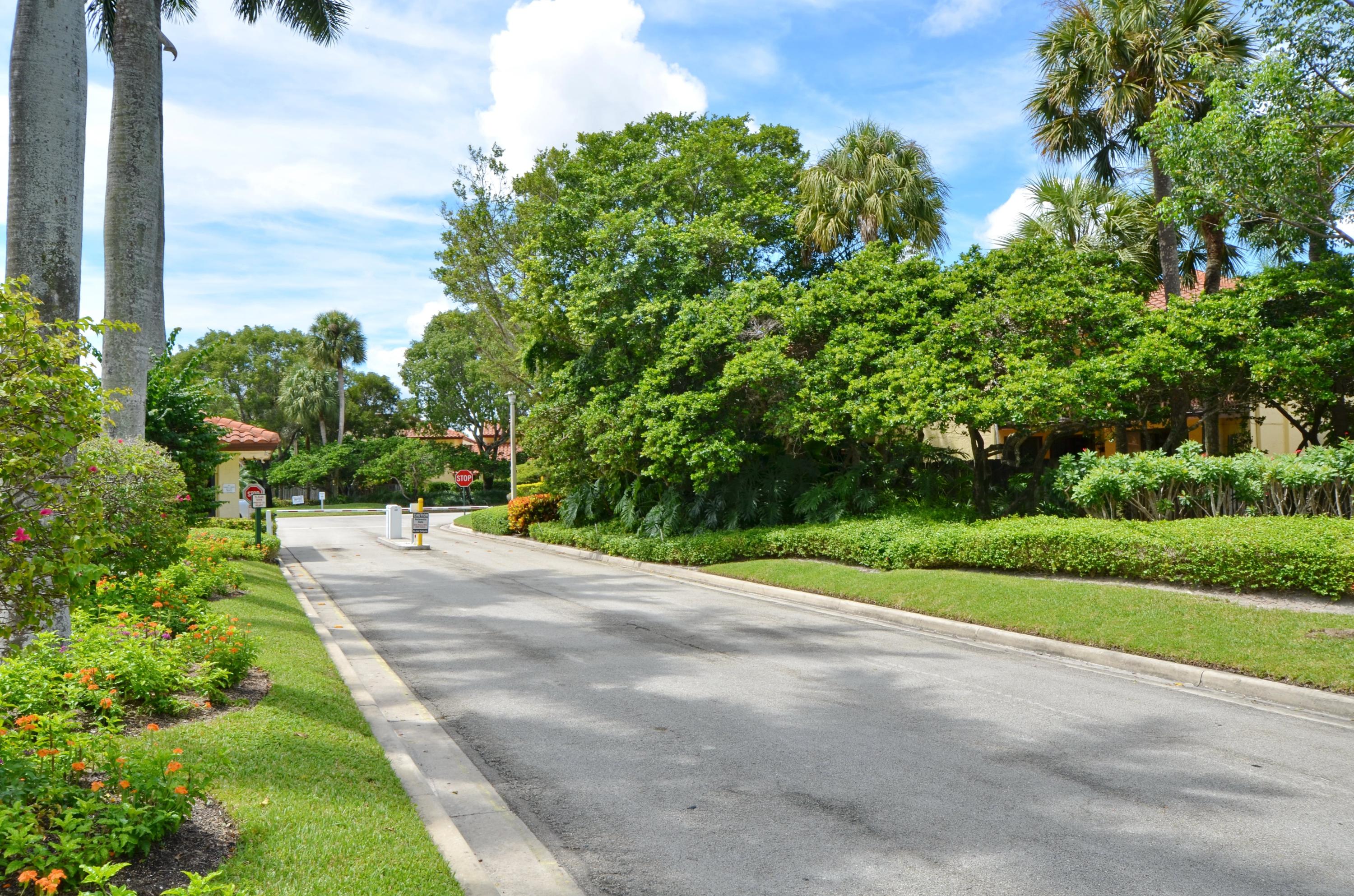 5530 Ilford Court Boca Raton, FL 33486 - Photo 27 of 29 ENTRANCE