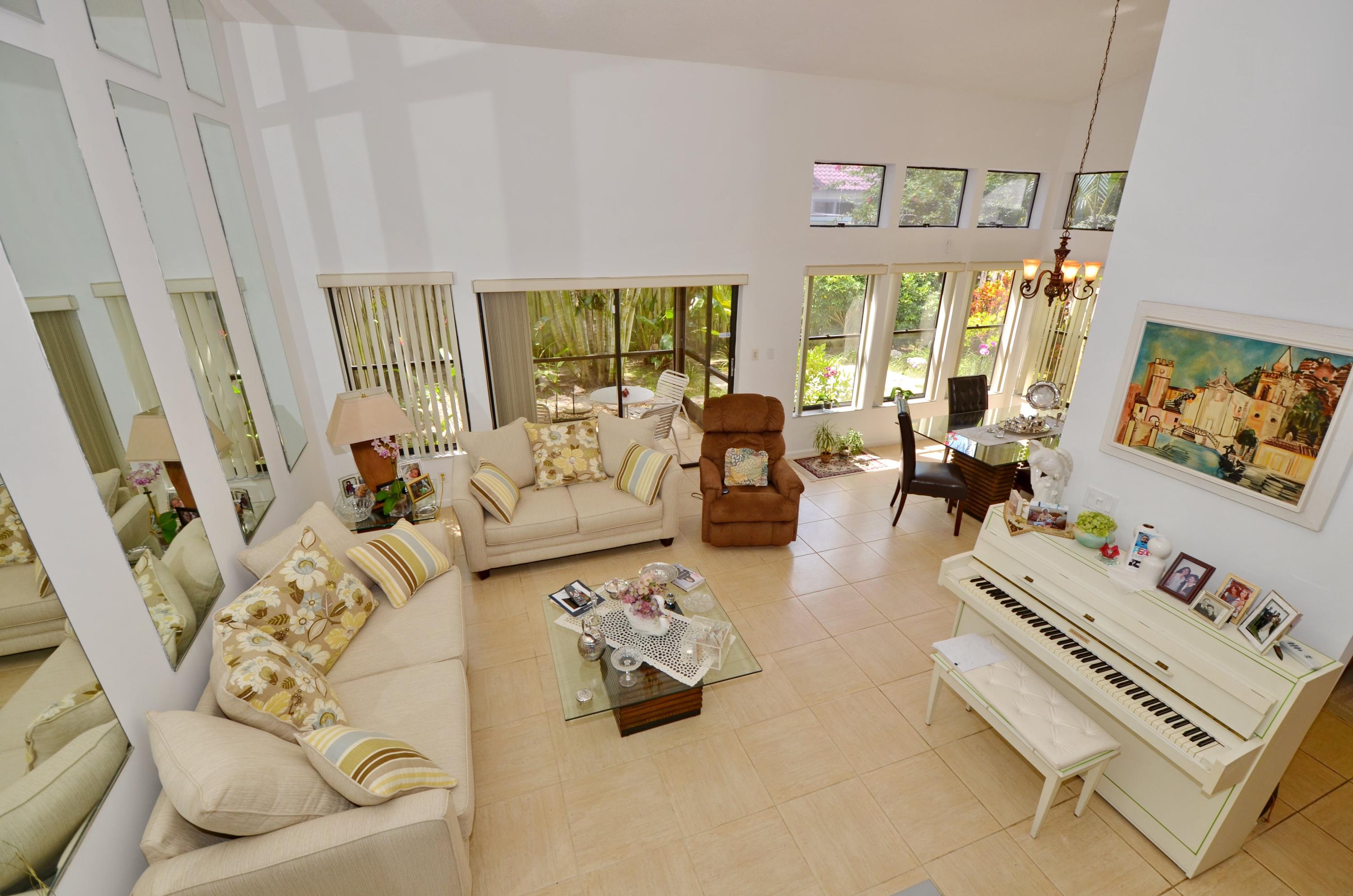 5530 Ilford Court Boca Raton, FL 33486 - Photo 5 of 29 LR VIEW