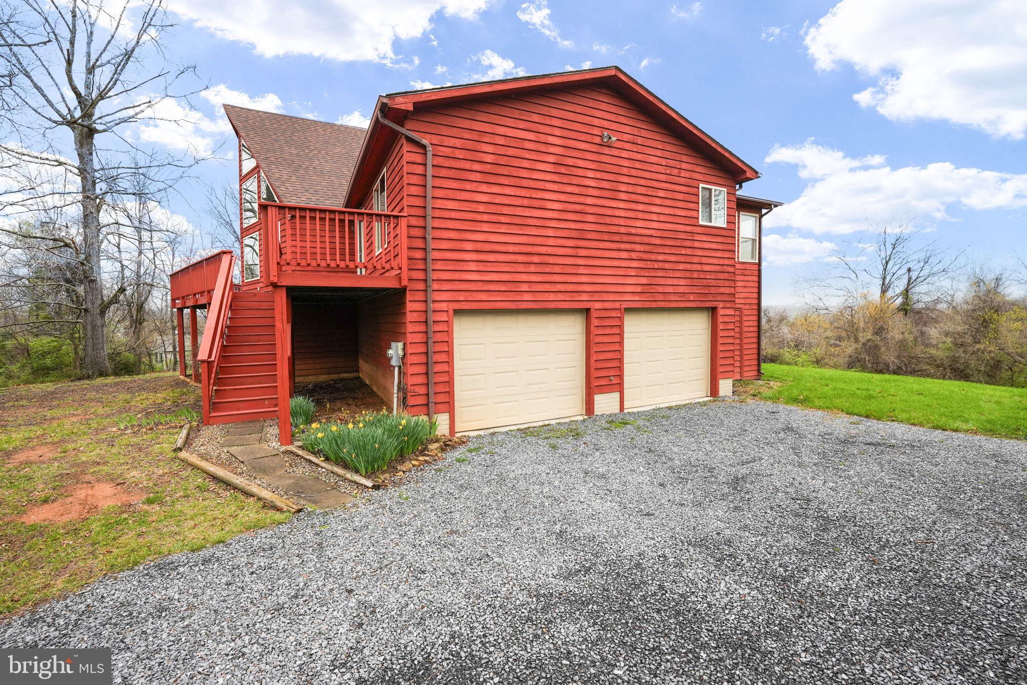 241 High Knob Road Front Royal, VA 22630 - Photo 40 of 55 Side load 2 car garage