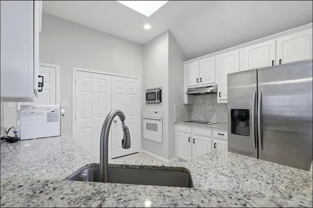 $2,400 | 4709 Rockcreek Lane, Plano, TX 75024